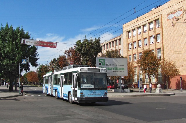 На оновлення тролейбусного автопарку виділять 17 млн. грн. 