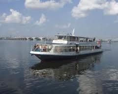 Влада хоче відновити річкову навігацію для прийому туристів під час Євро-2012
