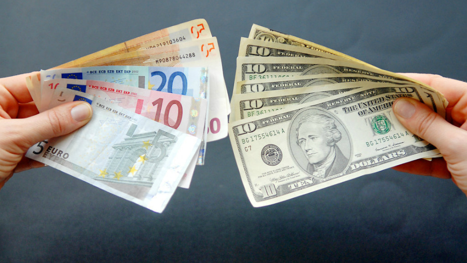 <b>Тепер черкаські банки можуть змінювати валютні курси протягом дня</b>