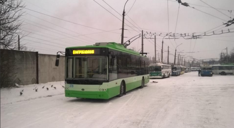 <b>Нові тролейбуси вийшли на маршрути Черкас  </b>  